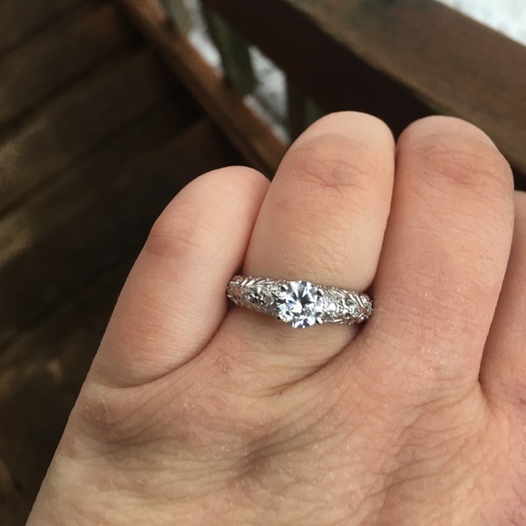 FLOWER GARDEN - Picture 3 of 7